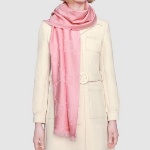 Gucci Pink Wool Scarf - Picture 2 of 7